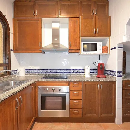 Agradable Adosado Con Piscina Holiday home *