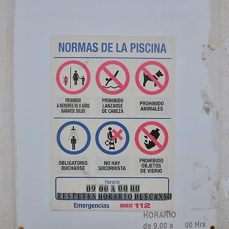 Agradable Adosado Con Piscina, Duchas Hidromasaje Holiday home *