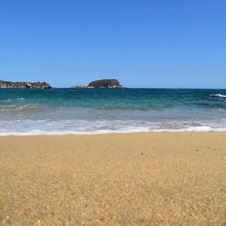 Agradable Adosado Con Piscina, Duchas Hidromasaje Holiday home