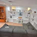 Agradable Adosado Con Piscina, Duchas Hidromasaje Dom wakacyjny *
